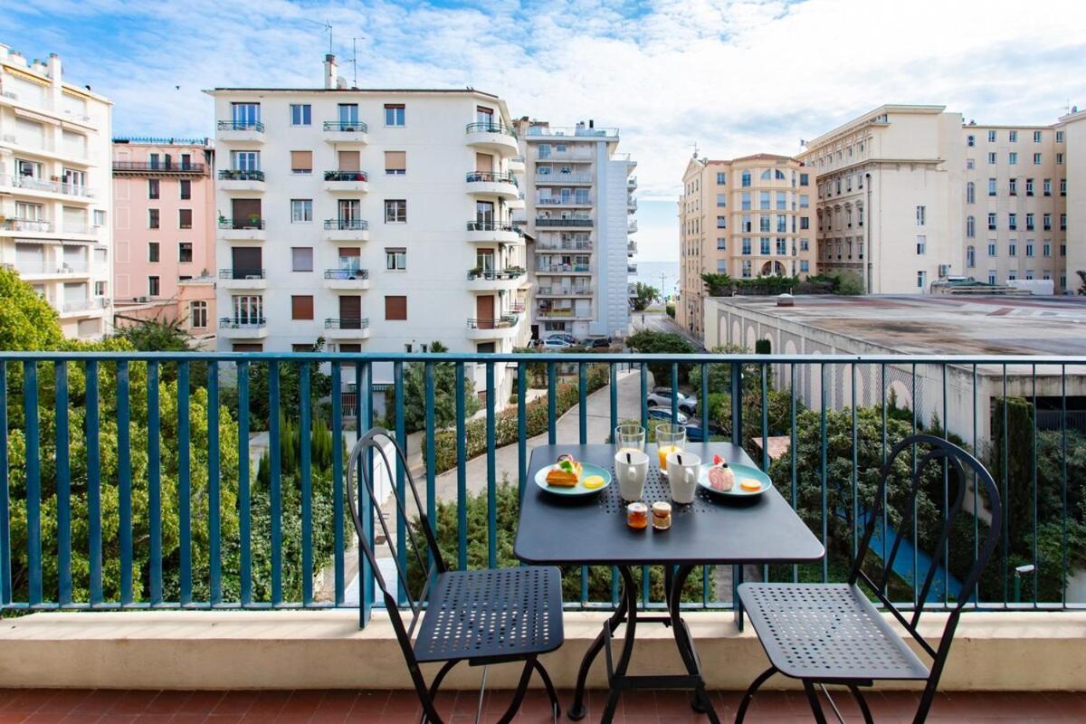 Apartment #26 Idealy Located Flat Ac 2mins Walk To Sea Balcony Nice