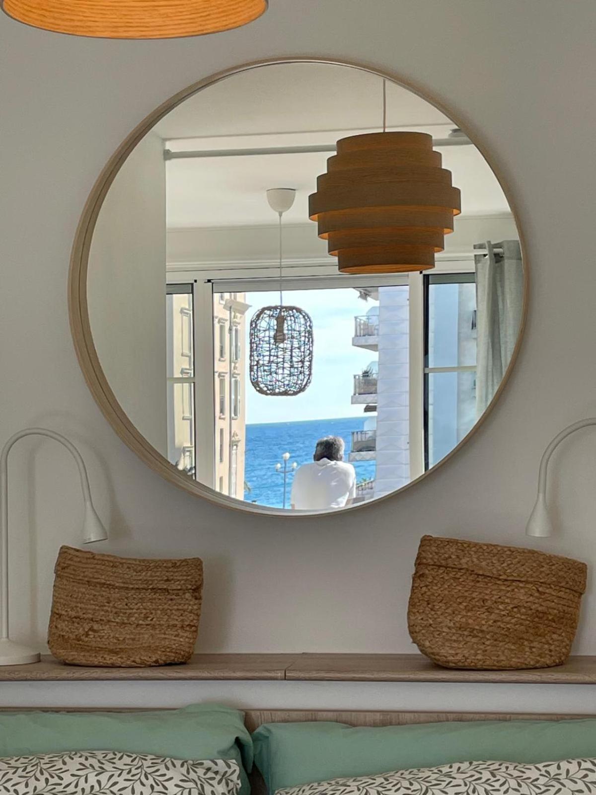 #26 Idealy Located Flat Ac 2mins Walk To Sea Balcony Appartement