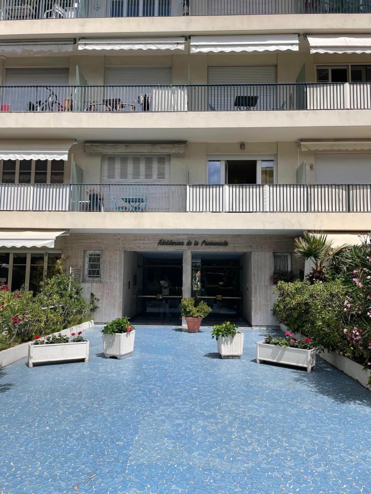 #26 Idealy Located Flat Ac 2mins Walk To Sea Balcony Appartement *